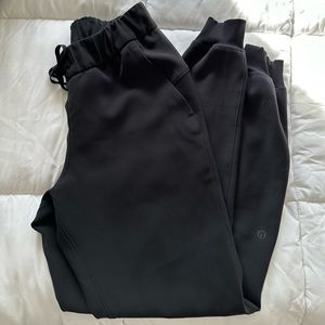 LULULEMON black ready to rulu joggers size 4
